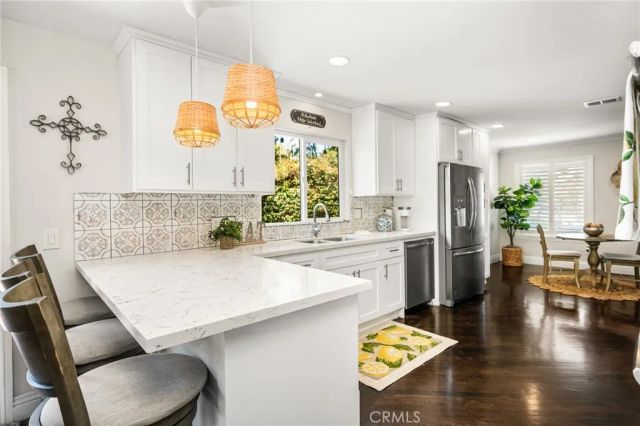 1520 E Newcrest Drive, West Covina, CA 91792