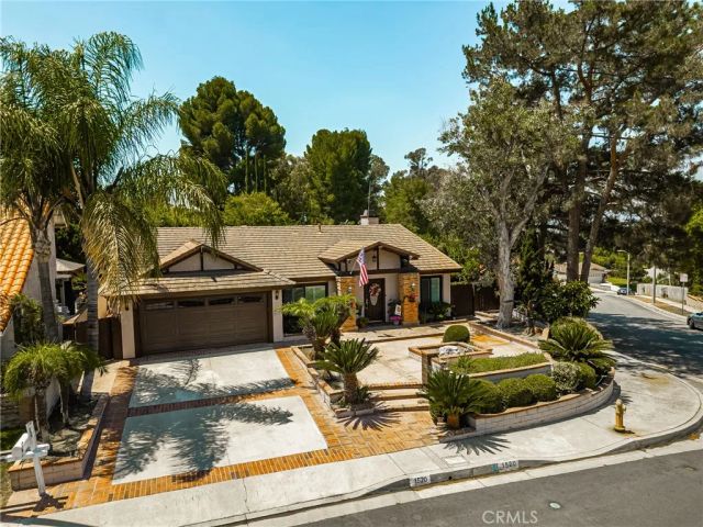 1520 E Newcrest Drive, West Covina, CA 91792