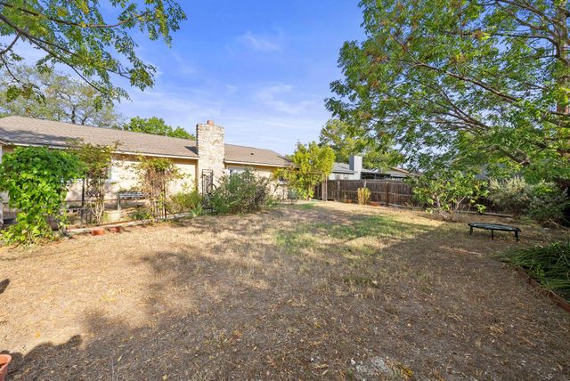 13105 Bourbon ST, Austin, TX 78727