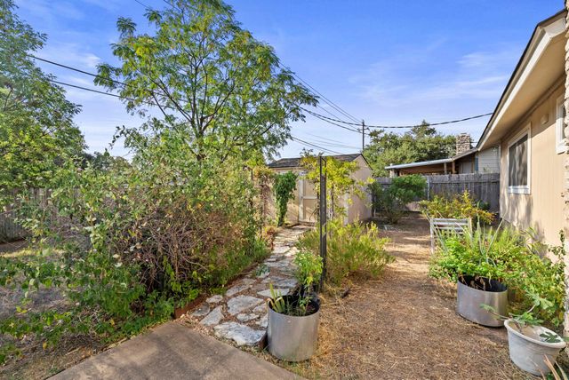 13105 Bourbon ST, Austin, TX 78727
