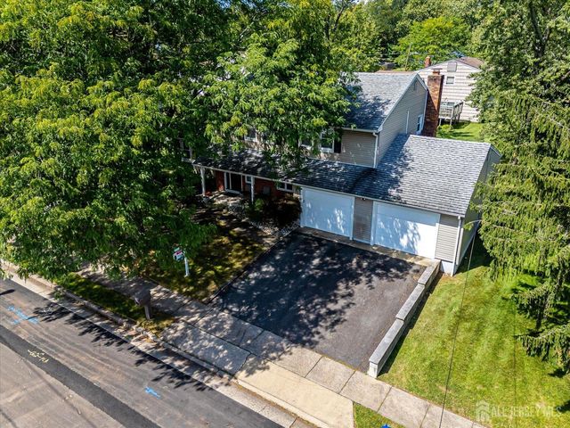 21 Marlin Avenue E, Edison, NJ 08820