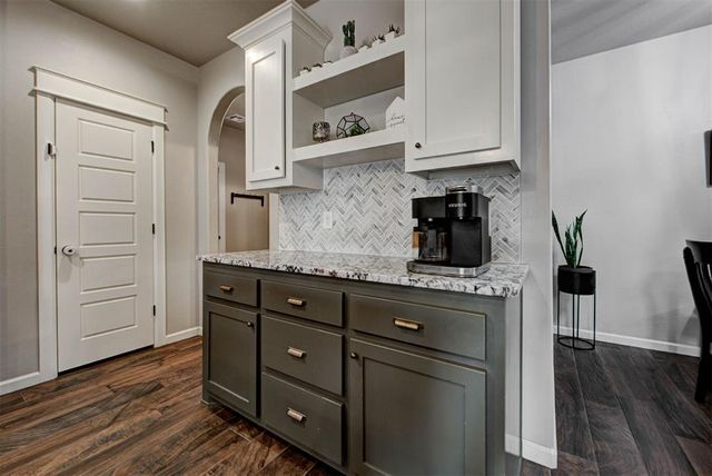 11017 NW 20TH Street, Yukon, OK 73099