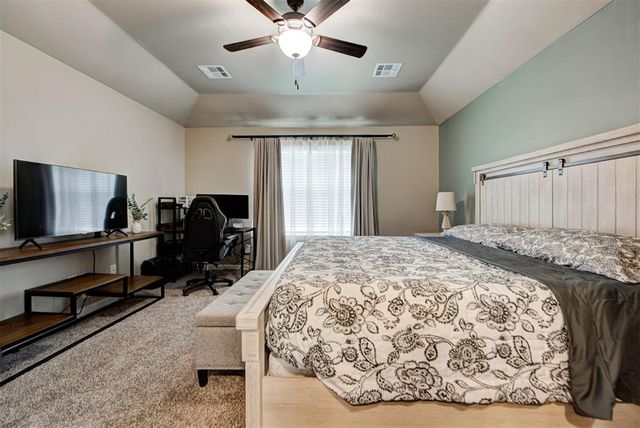 11017 NW 20TH Street, Yukon, OK 73099