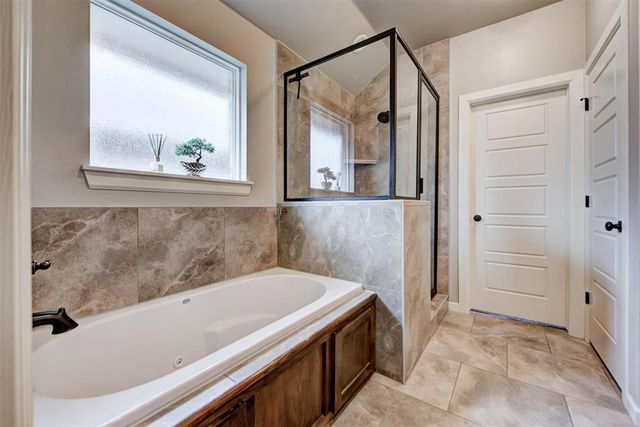 11017 NW 20TH Street, Yukon, OK 73099