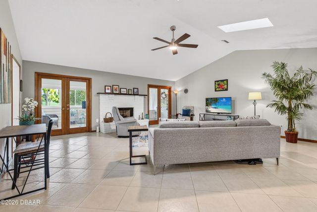 32 Kingsley Circle, Ormond Beach, FL 32174