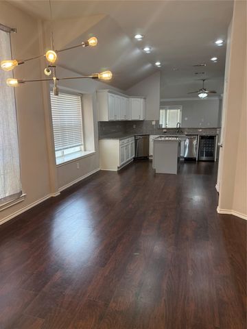 5029 Skymeadow Drive, Fort Worth, TX 76135