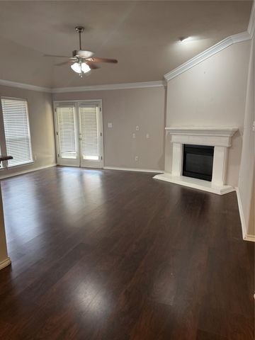 5029 Skymeadow Drive, Fort Worth, TX 76135