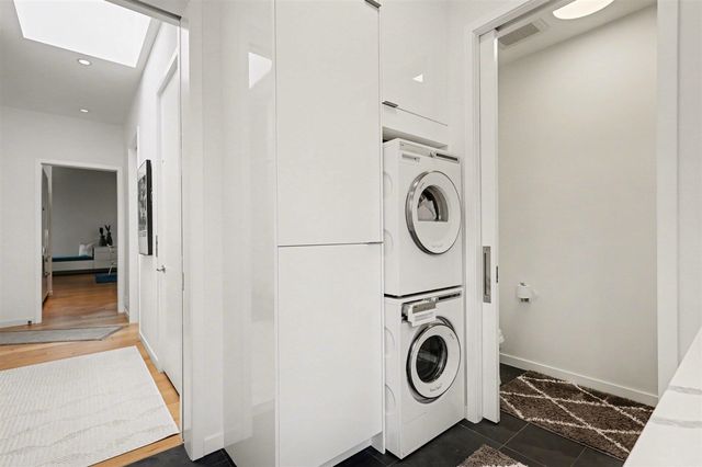 102 Mercer Drive, Grand Rapids, MI 49506