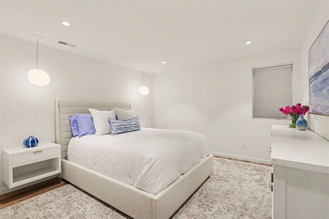 102 Mercer Drive, Grand Rapids, MI 49506