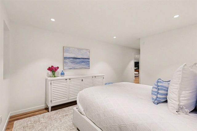 102 Mercer Drive, Grand Rapids, MI 49506