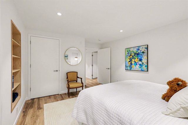 102 Mercer Drive, Grand Rapids, MI 49506