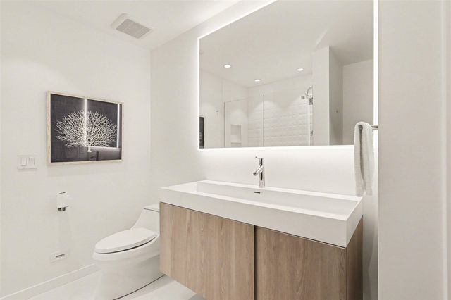 102 Mercer Drive, Grand Rapids, MI 49506