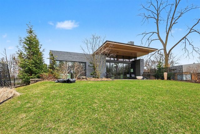 102 Mercer Drive, Grand Rapids, MI 49506