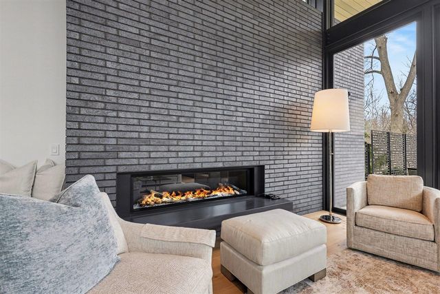 102 Mercer Drive, Grand Rapids, MI 49506