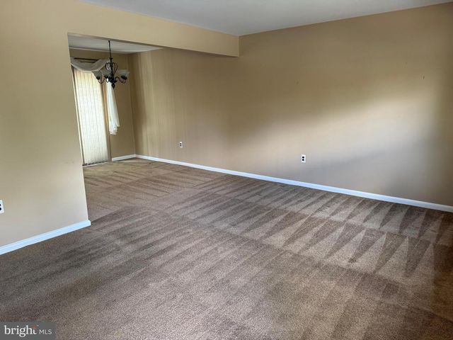 166 PANEPINTO DR, Schwenksville, PA 19473