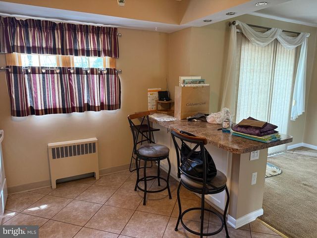 166 PANEPINTO DR, Schwenksville, PA 19473