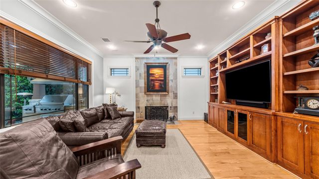 3714 Drake Street, Houston, TX 77005