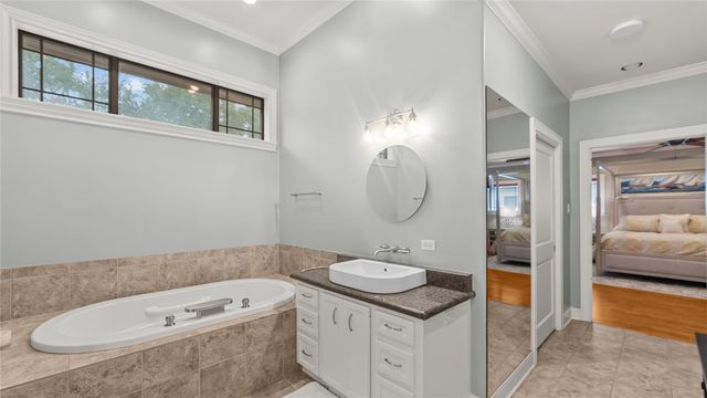 3714 Drake Street, Houston, TX 77005