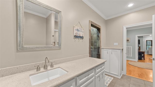 3714 Drake Street, Houston, TX 77005