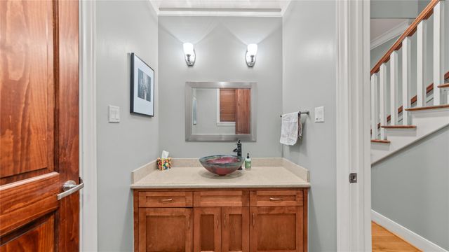 3714 Drake Street, Houston, TX 77005