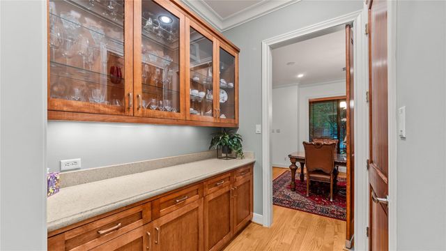 3714 Drake Street, Houston, TX 77005