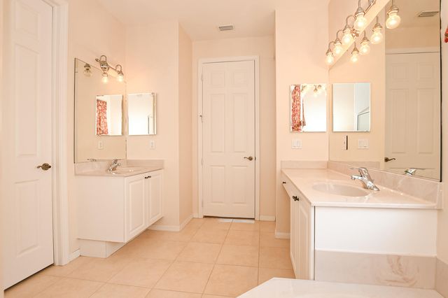 350 SW Lake Forest Way, Port St. Lucie, Port St Lucie, FL 34986