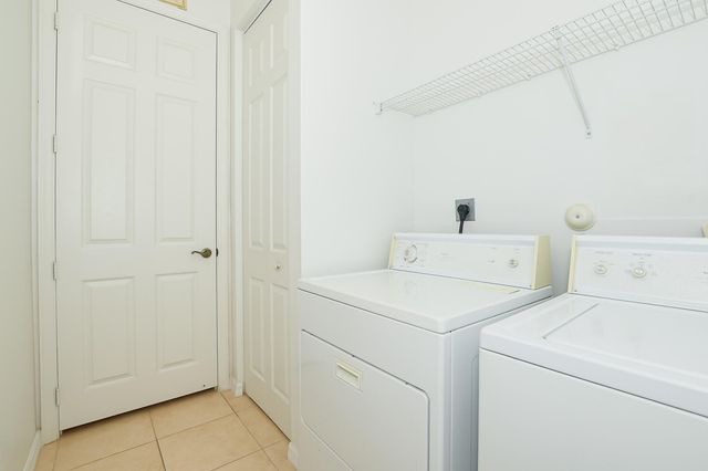 350 SW Lake Forest Way, Port St. Lucie, Port St Lucie, FL 34986