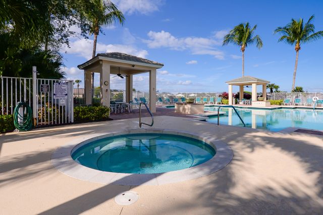 350 SW Lake Forest Way, Port St. Lucie, Port St Lucie, FL 34986