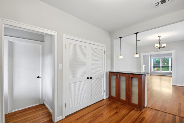 1746 Colquitt Street, Houston, TX 77098