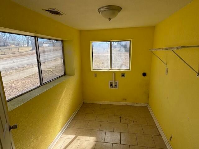 208 E 4th Street, Willow Springs, MO 65793