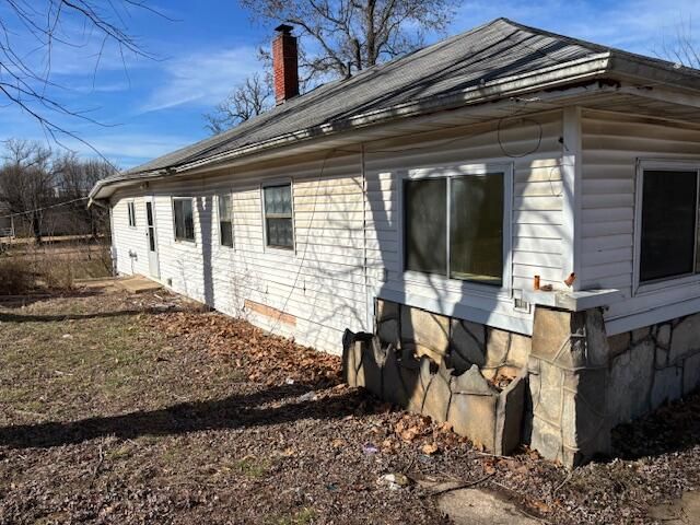 208 E 4th Street, Willow Springs, MO 65793