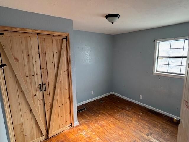 208 E 4th Street, Willow Springs, MO 65793