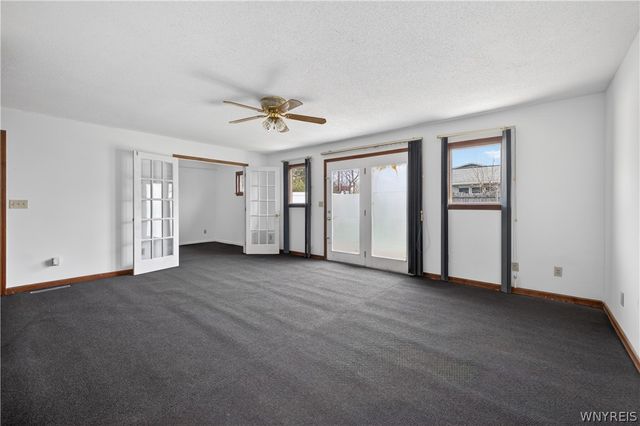 31 Albert Street, Cheektowaga, NY 14043