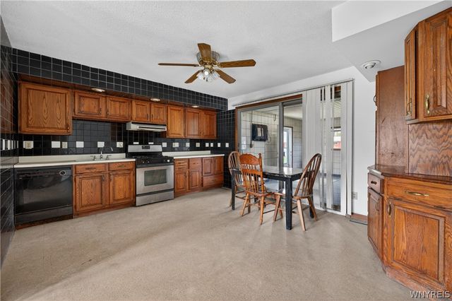 31 Albert Street, Cheektowaga, NY 14043