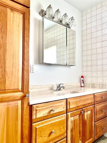 318 SW 67th Terrace B, Pembroke Pines, FL 33023