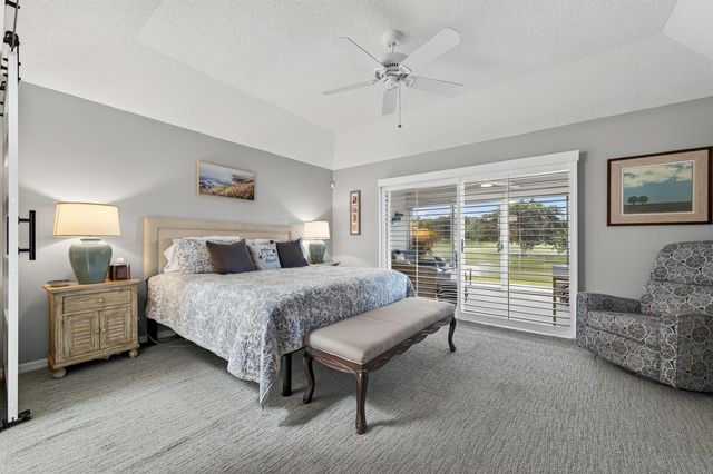 6884 SE Bunker Hill Drive, Hobe Sound, FL 33455