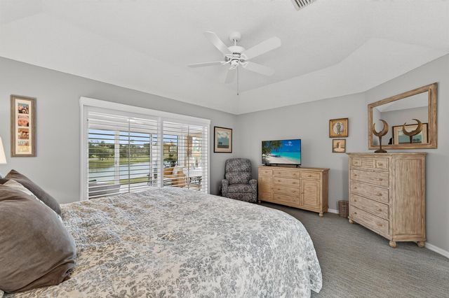 6884 SE Bunker Hill Drive, Hobe Sound, FL 33455