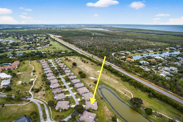 6884 SE Bunker Hill Drive, Hobe Sound, FL 33455