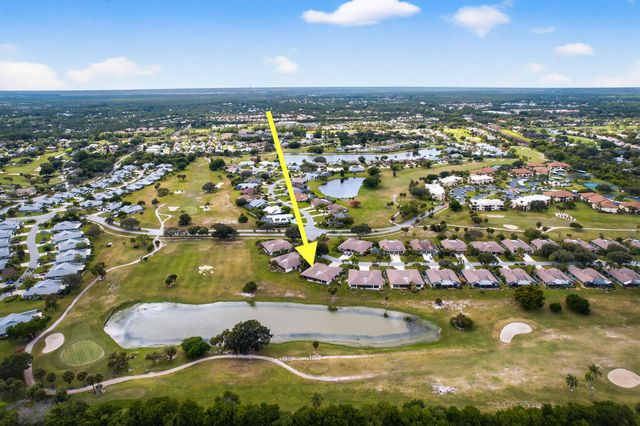 6884 SE Bunker Hill Drive, Hobe Sound, FL 33455