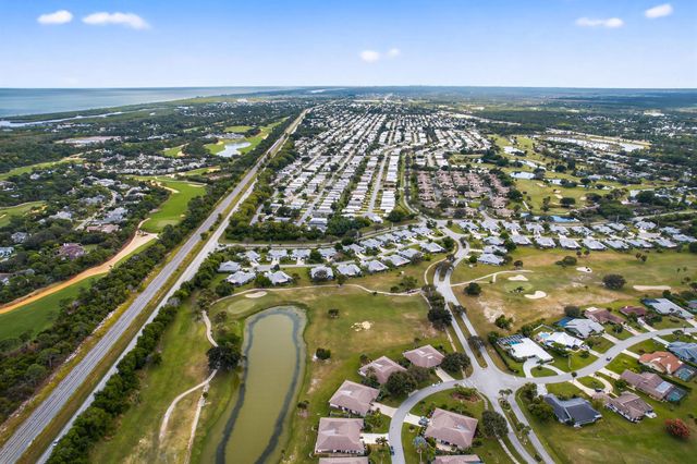 6884 SE Bunker Hill Drive, Hobe Sound, FL 33455