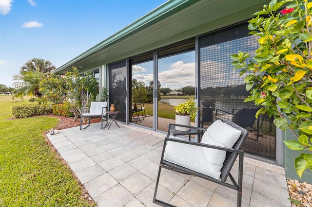 6884 SE Bunker Hill Drive, Hobe Sound, FL 33455