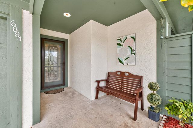 6884 SE Bunker Hill Drive, Hobe Sound, FL 33455