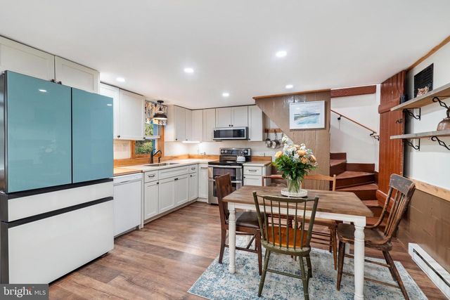 193 GAMBIT LN, Hedgesville, WV 25427