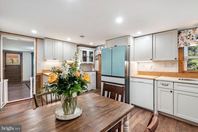 193 GAMBIT LN, Hedgesville, WV 25427