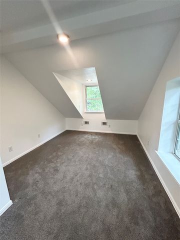 921 Bradleys Bend, Tool, TX 75143