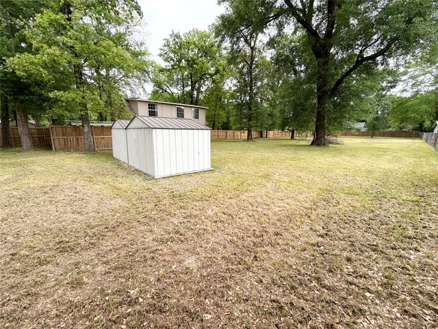921 Bradleys Bend, Tool, TX 75143