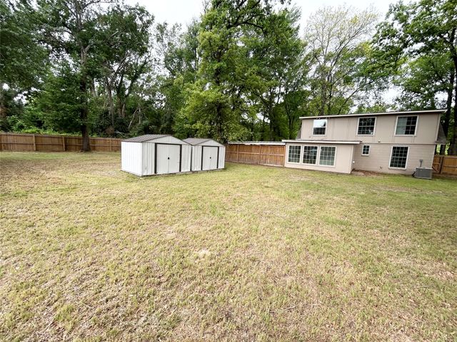 921 Bradleys Bend, Tool, TX 75143