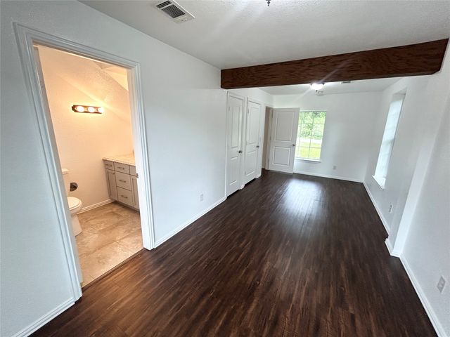 921 Bradleys Bend, Tool, TX 75143