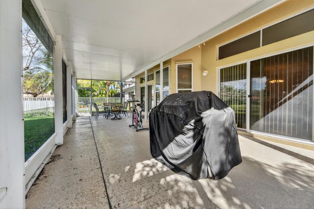 6243 Sand Hills Circle, Lake Worth, FL 33463