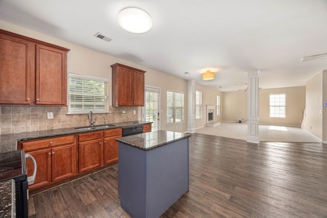 21 Avery Drive, Fort Mitchell, AL 36856